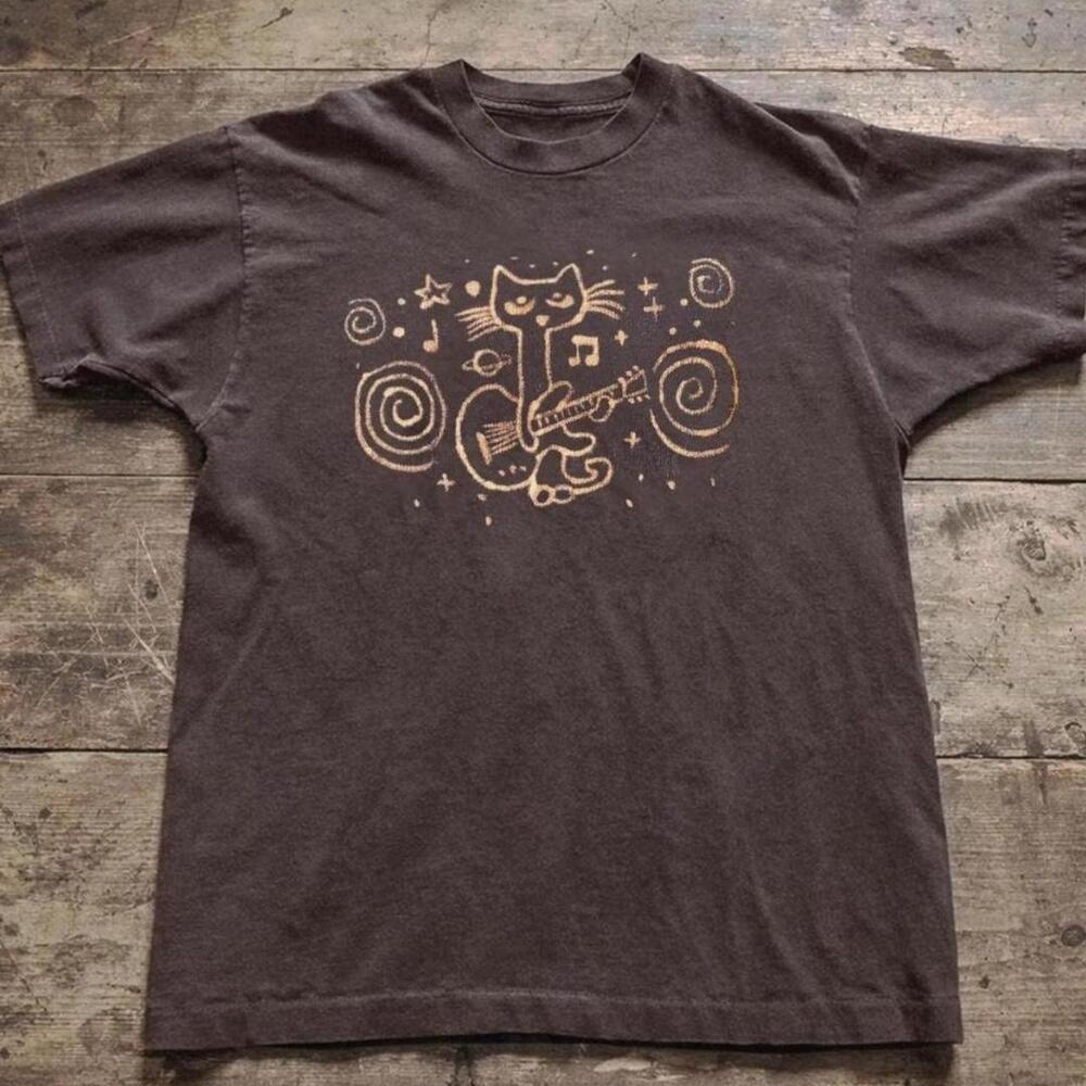 Gildan Men Black T-Shirt, Brown Cat Playing Guitar Graphic Tee